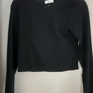 Aritzia Black Long Sleeve Crop Top